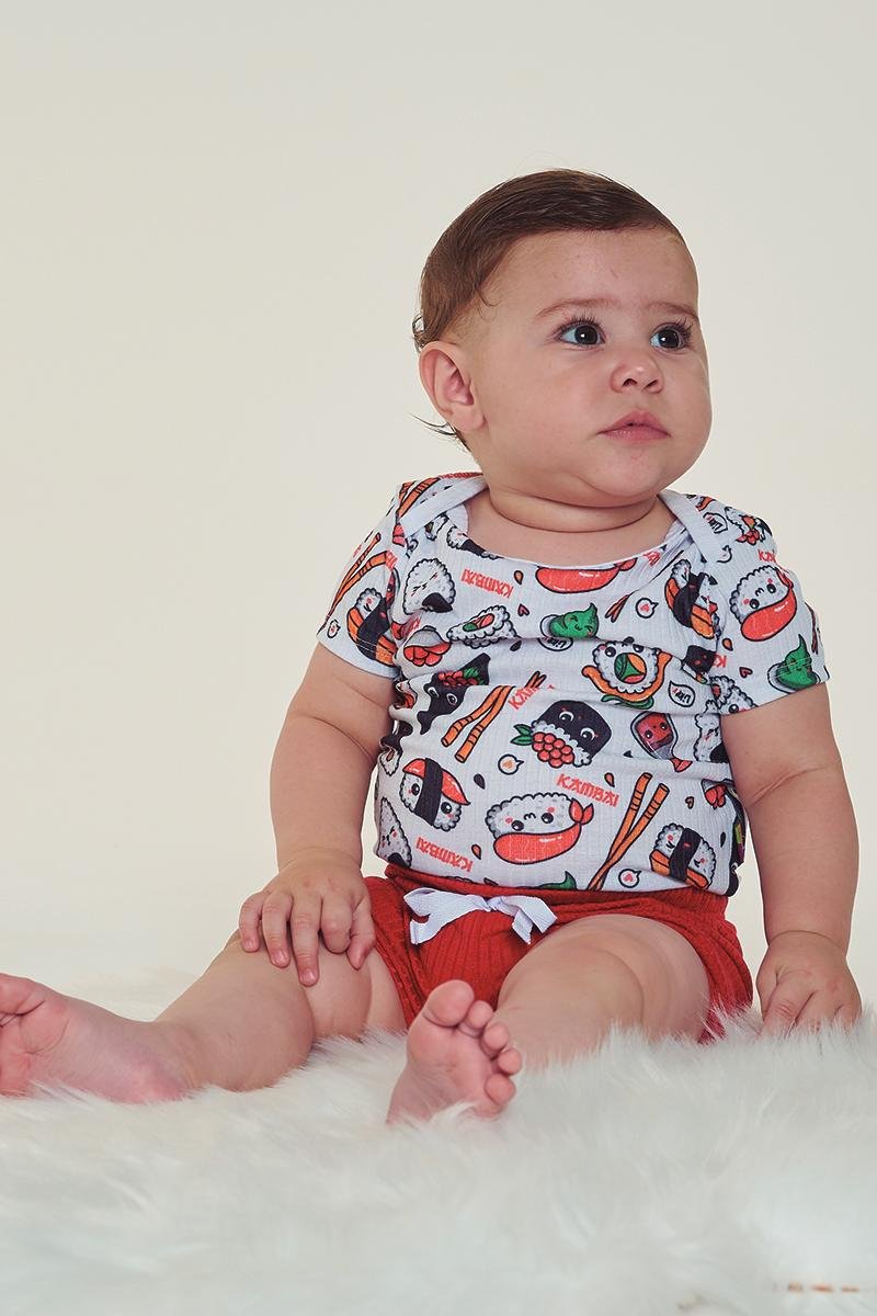 conjunto boddie estampado e shorts color sushi