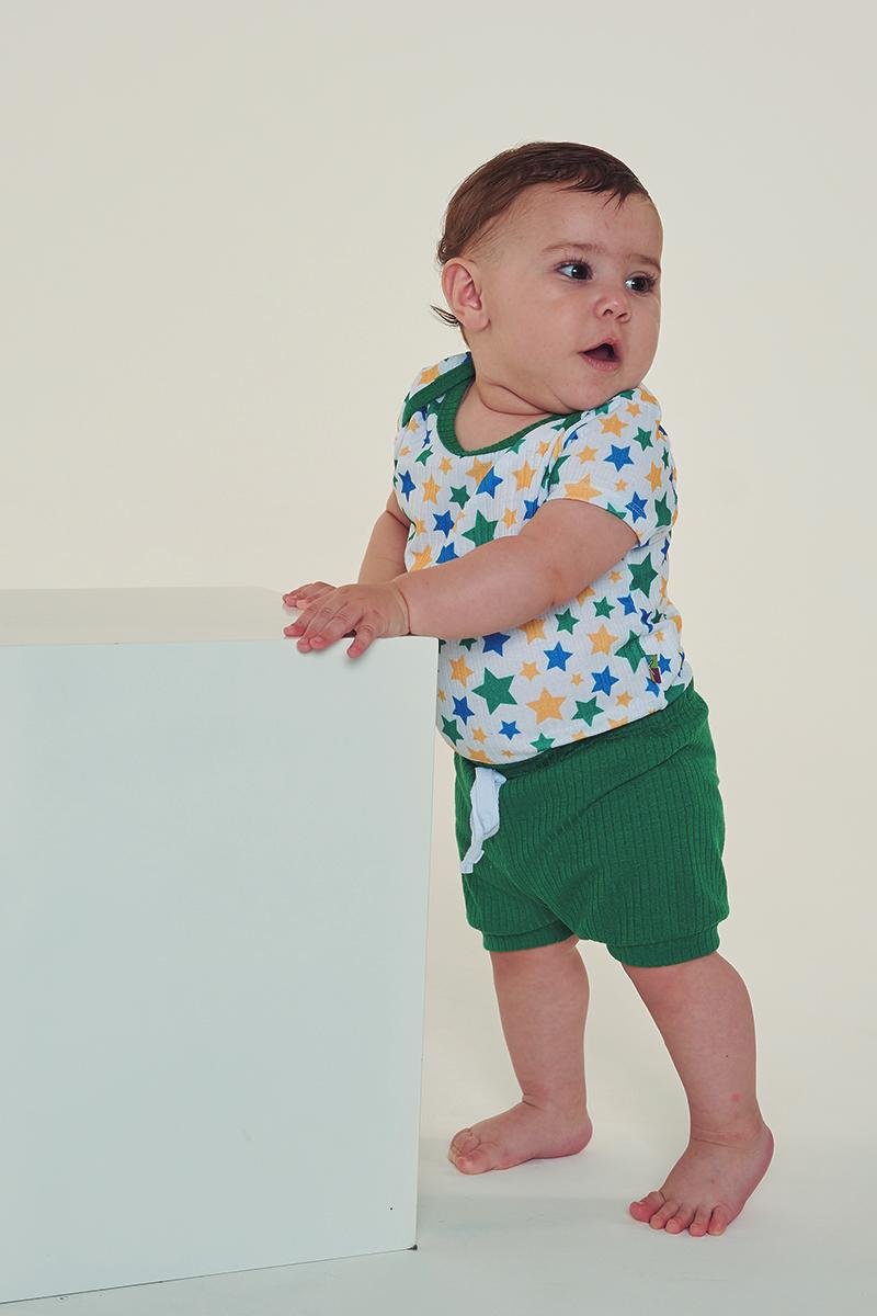 conjunto bodie estampado e shorts colorido estrelas brasil
