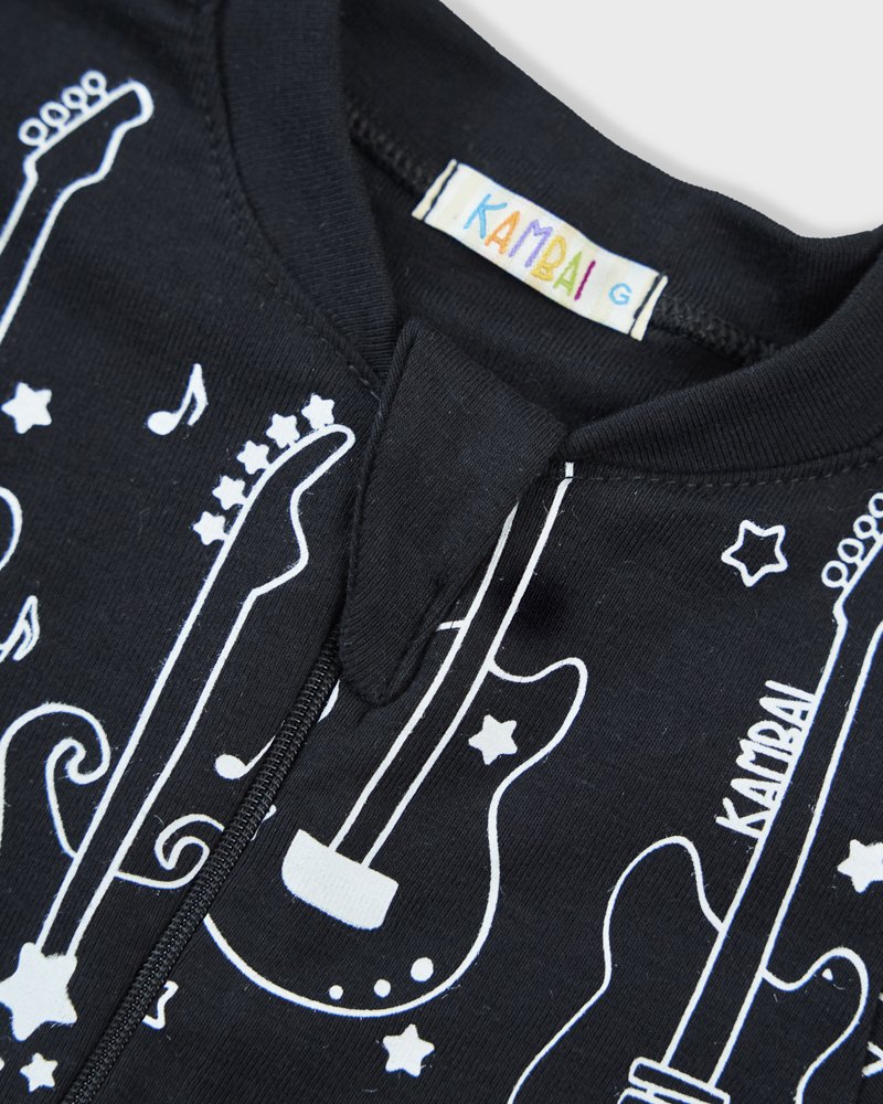 26 macacao longo bebe de malha suedine estampa rock azul marinho