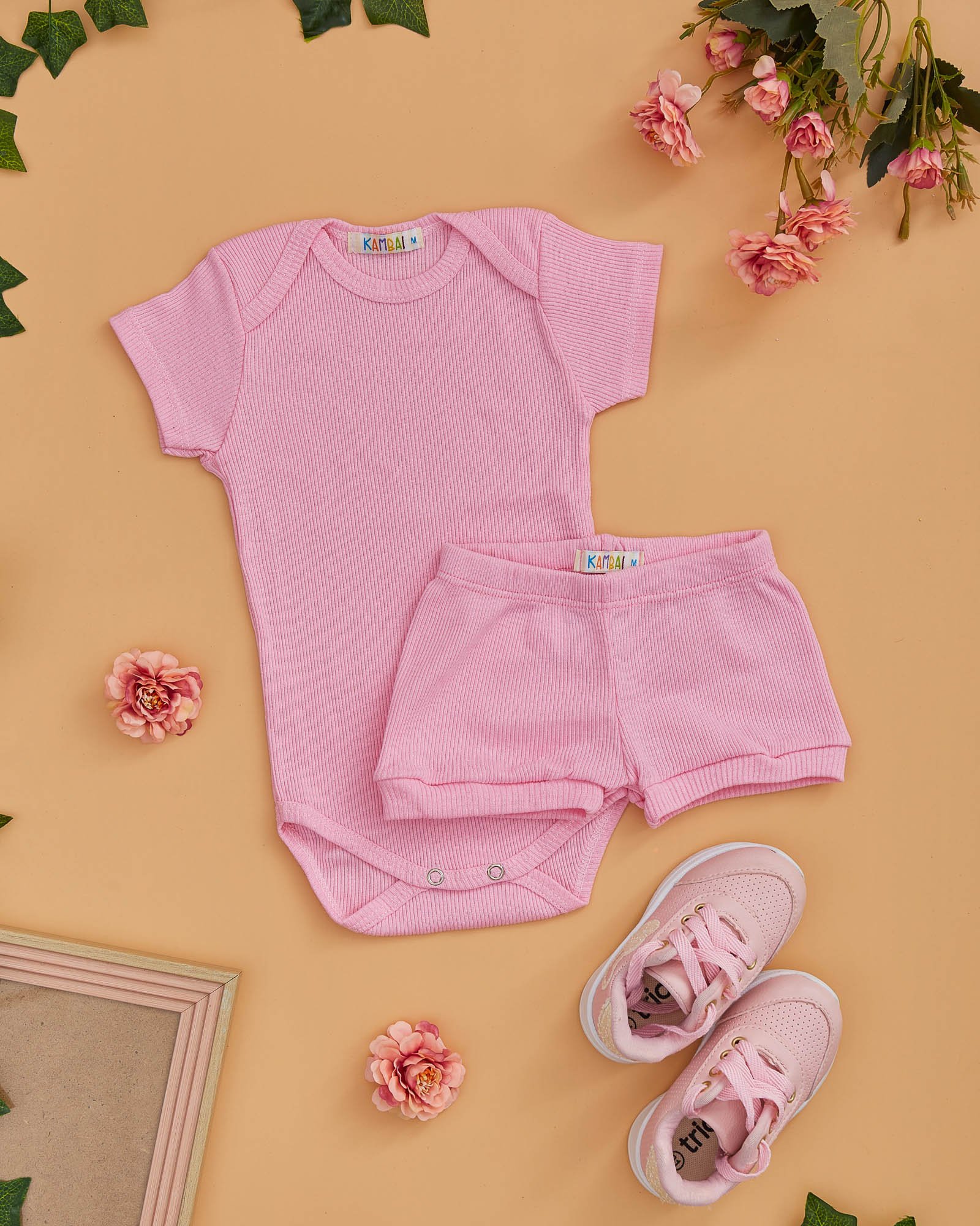 conjunto-canelado-bebe-nenem-roupa-bebe-verao-kambai-shorts-bombacinha-body-algodao-suedine-macio-baratinho-pagao-mijao-rosa-claro
