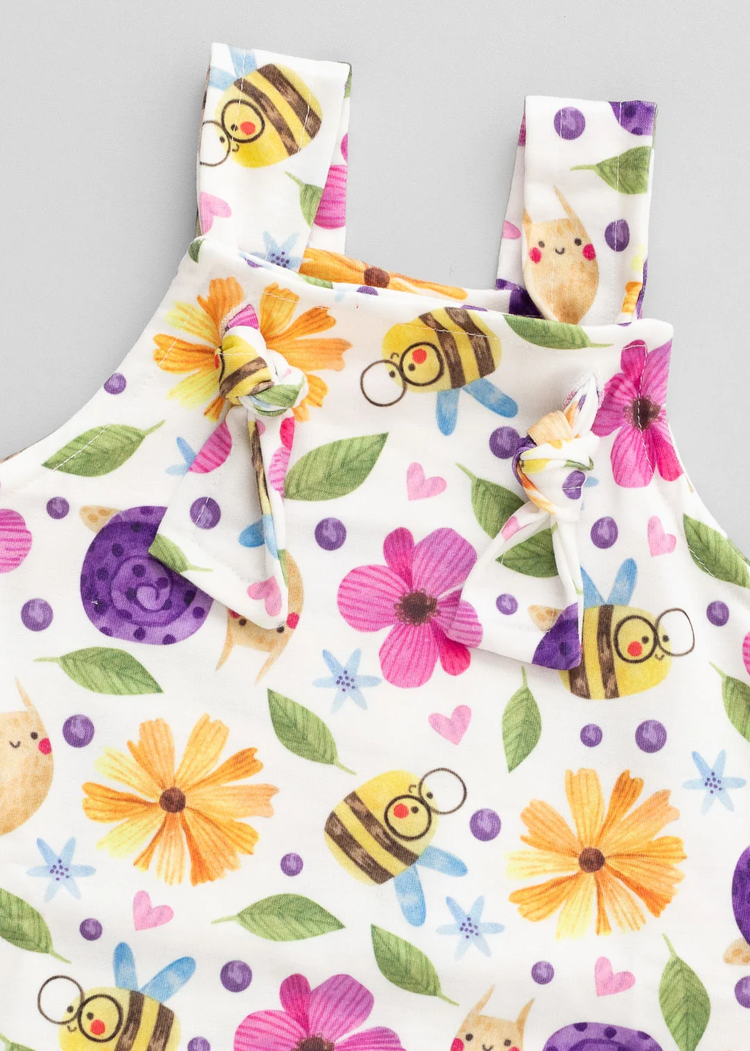 04 jardineira curta bebe caracol