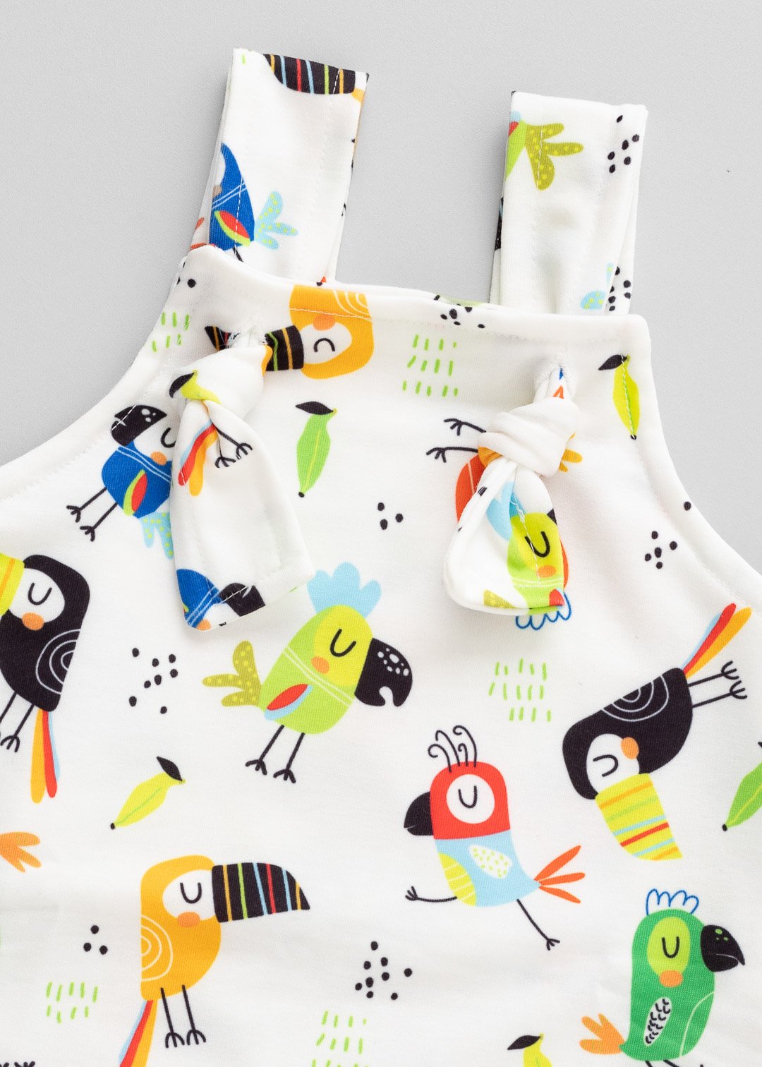 02 jardineira curta bebe passaros