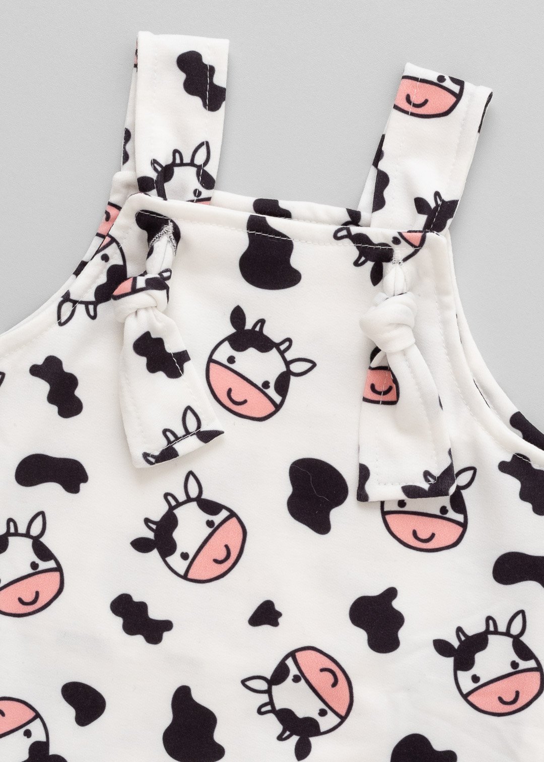 04 jardineira curta bebe vaquinha