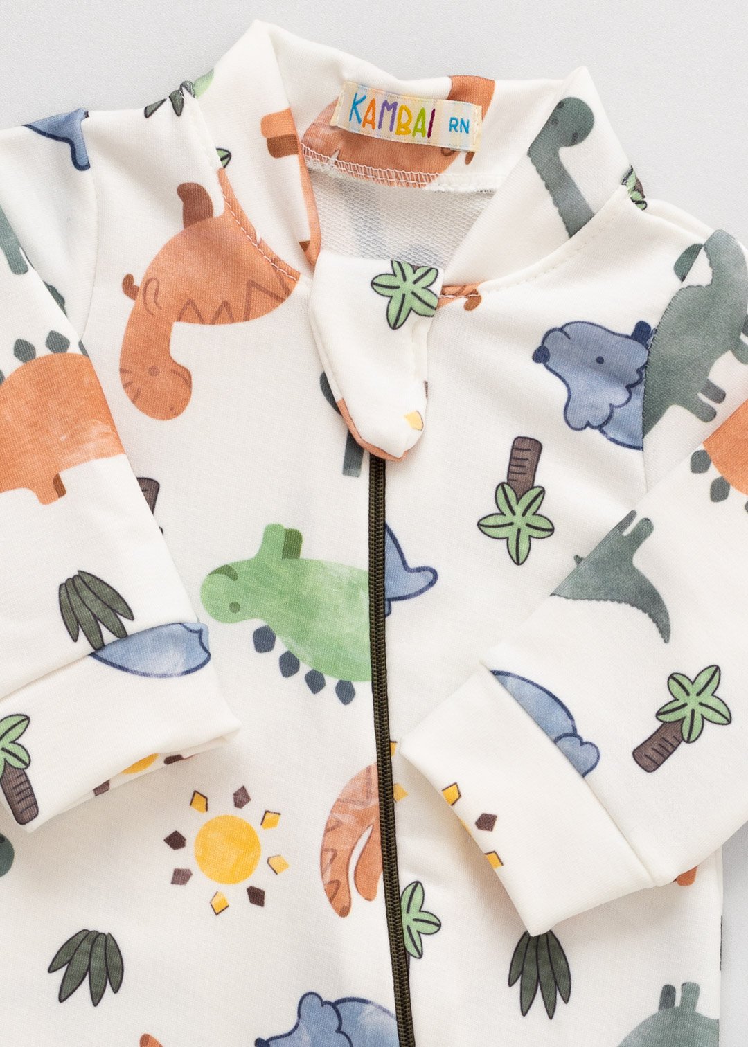 01 macacao longo bebe de molecotton dinossauros