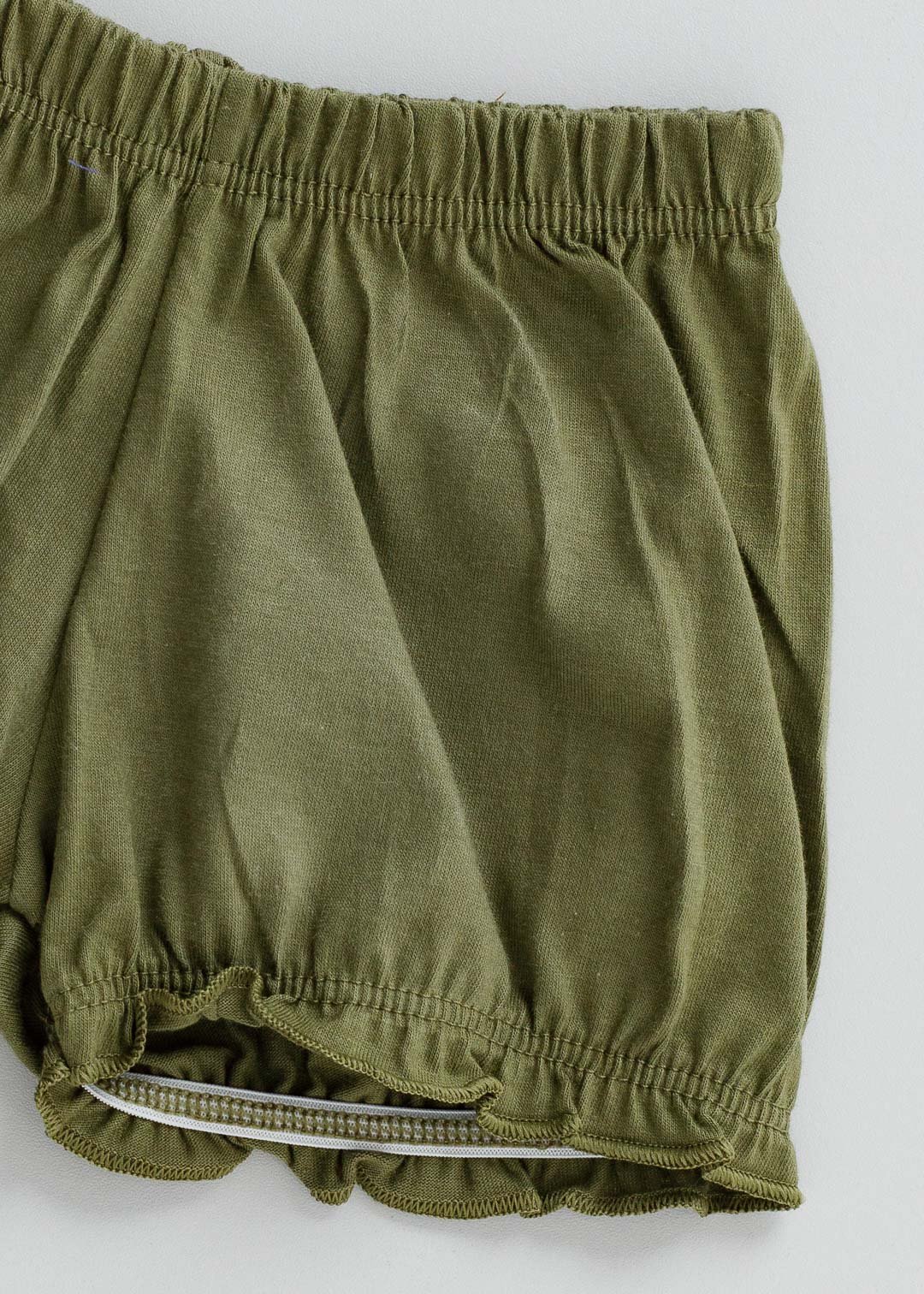 07 shorts bebe frufru