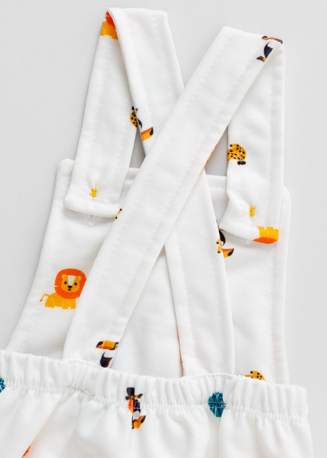 04 romper jardineira bebe tropical